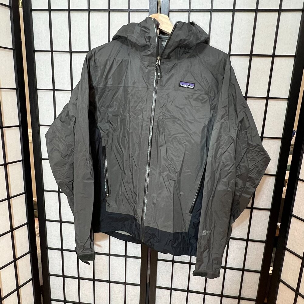 Men’s Patagonia H2NO Windbreaker Gray Hooded Jacket Size S